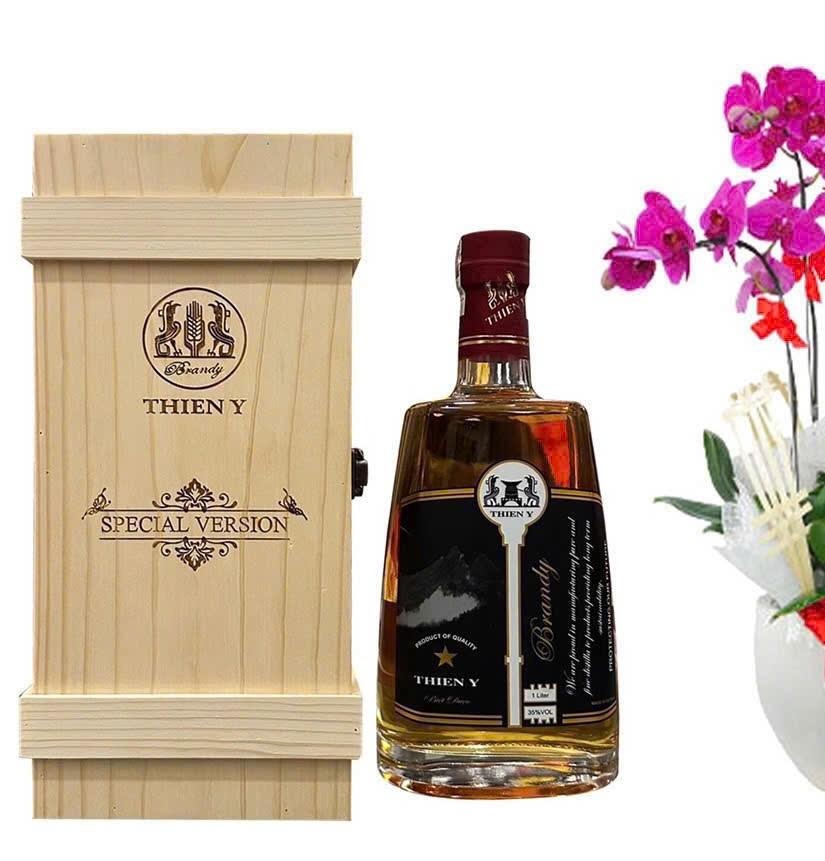 Thiên Y Brandy Special Version — nhãn